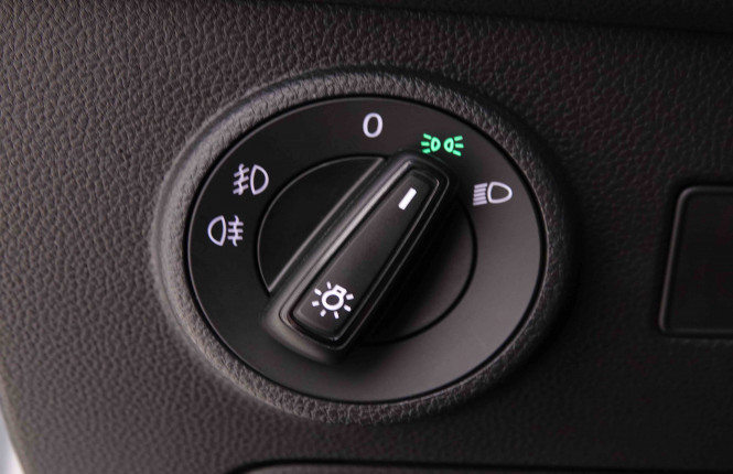SEAT_SEAT_ATECA_2548871_8.jpg
