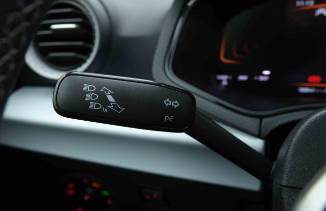 SEAT_SEAT_IBIZA_2654723_14.jpg