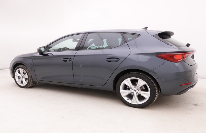 SEAT_SEAT_LEON_2547660_27.jpg