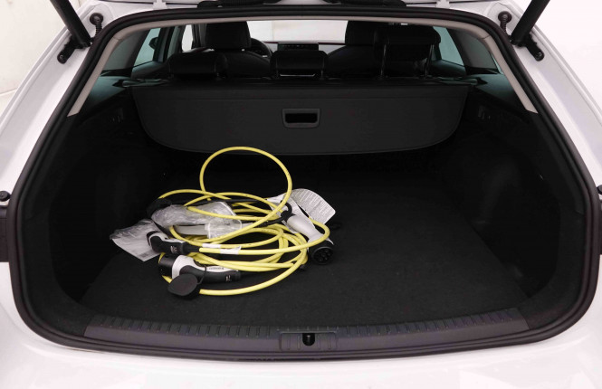 SEAT_SEAT_LEON_2550878_5.jpg SEAT_SEAT_LEON_2550878_5.jpg