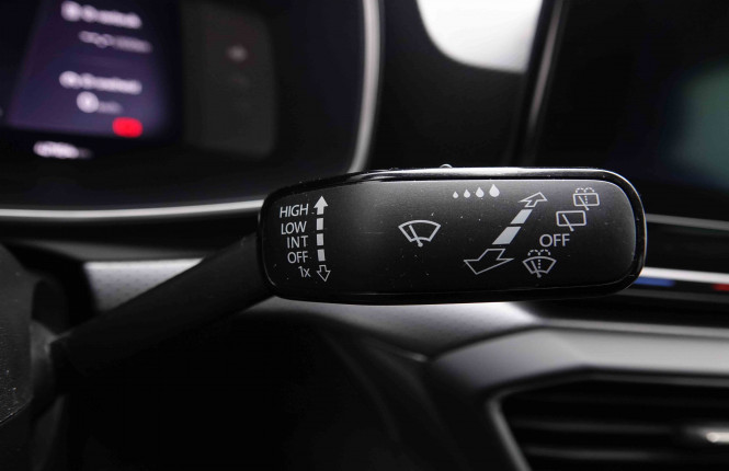 SEAT_SEAT_LEON_2551112_18.jpg SEAT_SEAT_LEON_2551112_18.jpg