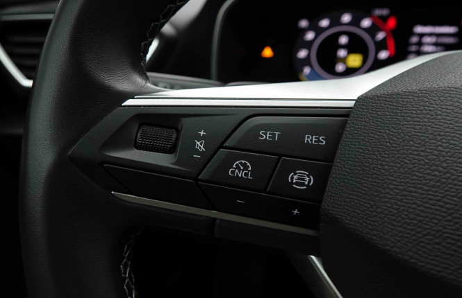 SEAT_SEAT_LEON_2654441_17.jpg SEAT_SEAT_LEON_2654441_17.jpg