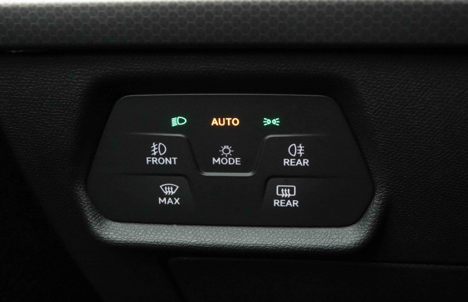 SEAT_SEAT_LEON_2654442_19.jpg SEAT_SEAT_LEON_2654442_19.jpg