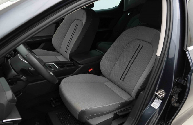 SEAT_SEAT_LEON_2654442_6.jpg SEAT_SEAT_LEON_2654442_6.jpg
