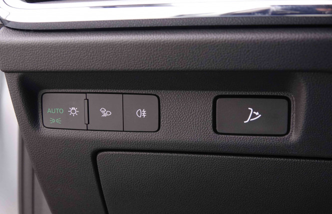 SKODA_SKODA_ENYAQ_2548007_10.jpg