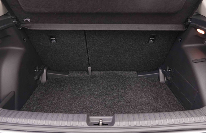 SKODA_SKODA_FABIA_2551531_5.jpg SKODA_SKODA_FABIA_2551531_5.jpg