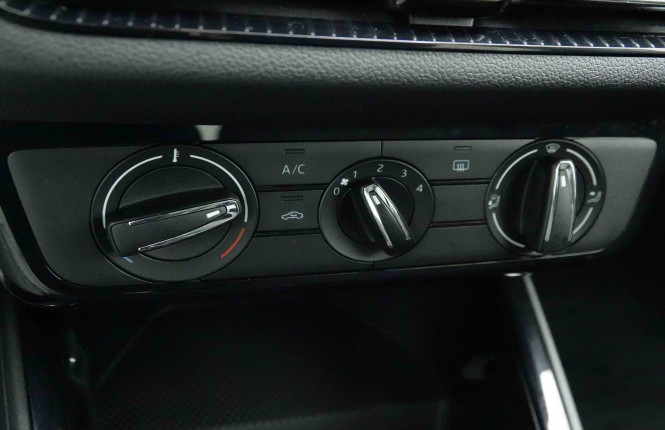SKODA_SKODA_FABIA_2653238_12.jpg