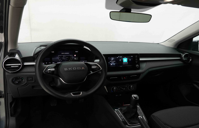 SKODA_SKODA_FABIA_2653240_7.jpg