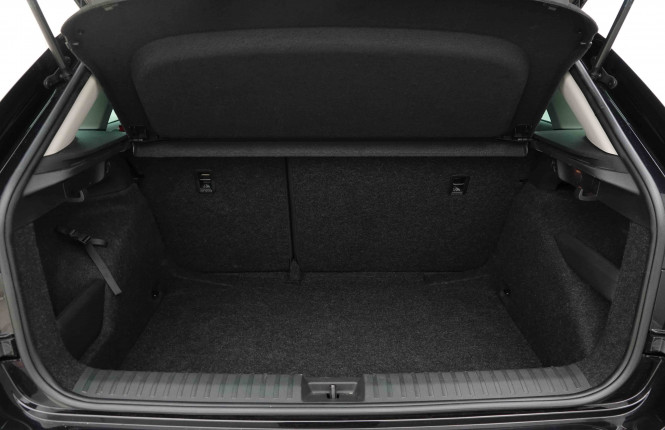 SKODA_SKODA_KAMIQ_2652881_5.jpg SKODA_SKODA_KAMIQ_2652881_5.jpg