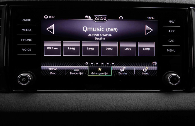 SKODA_SKODA_KAROQ_2653074_9.jpg