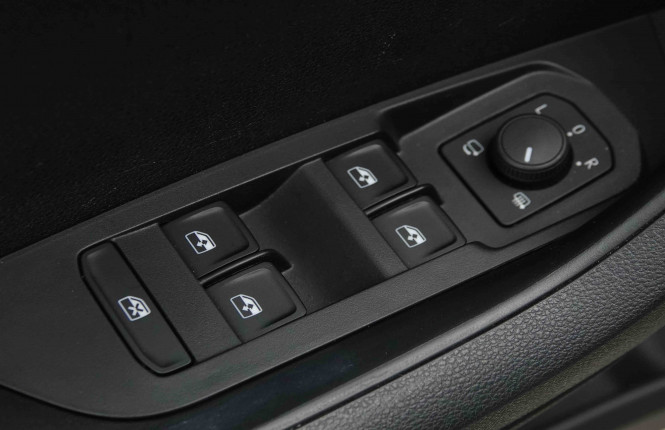 SKODA_SKODA_KAROQ_2653511_19.jpg SKODA_SKODA_KAROQ_2653511_19.jpg