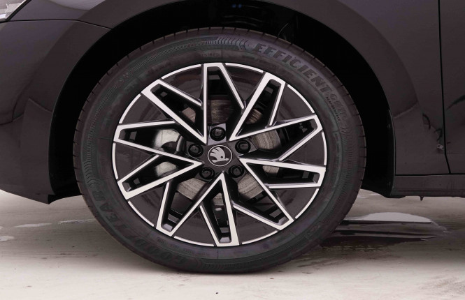 SKODA_SKODA_OCTAVIA_2547780_21.jpg