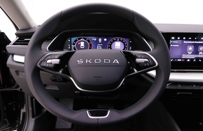 SKODA_SKODA_OCTAVIA_2547783_9.jpg