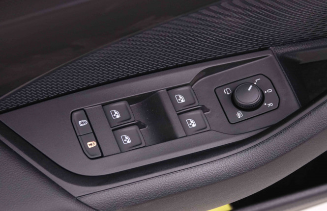 SKODA_SKODA_OCTAVIA_2549767_19.jpg
