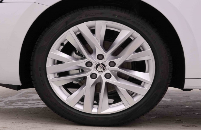 SKODA_SKODA_OCTAVIA_2549767_20.jpg