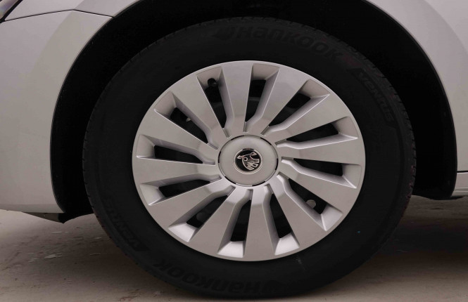 SKODA_SKODA_OCTAVIA_2550115_22.jpg