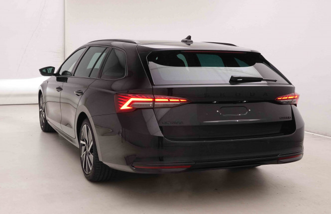 SKODA_SKODA_OCTAVIA_2551247_30.jpg