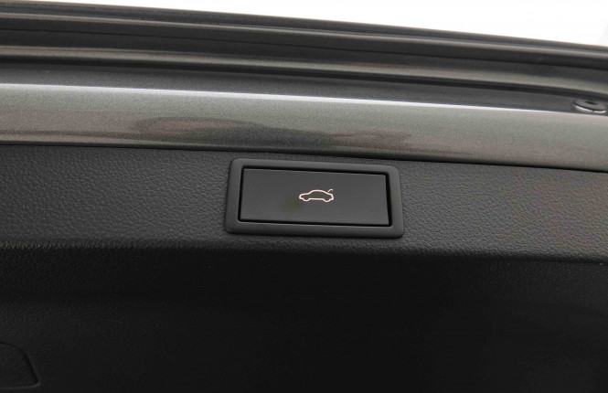 SKODA_SKODA_OCTAVIA_2654670_56.jpg
