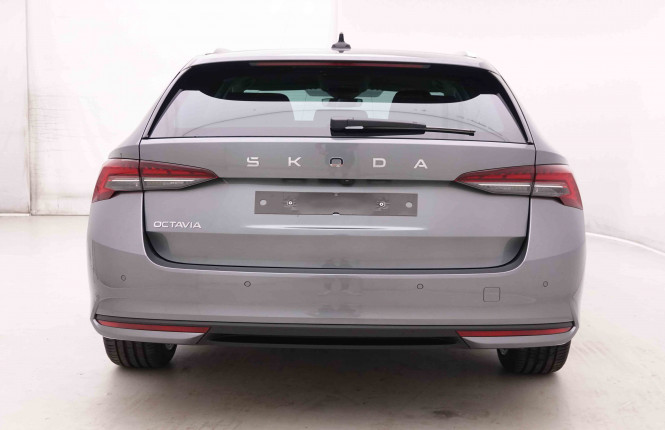 SKODA_SKODA_OCTAVIA_2654670_82.jpg