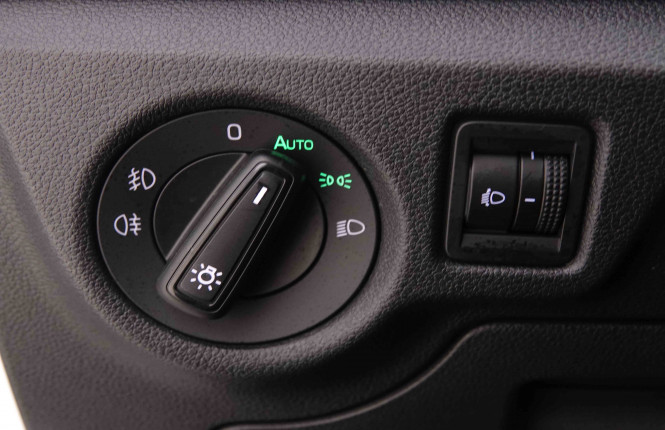 SKODA_SKODA_SCALA_2550527_8.jpg