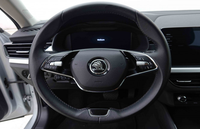 SKODA_SKODA_SCALA_2655144_8.jpg