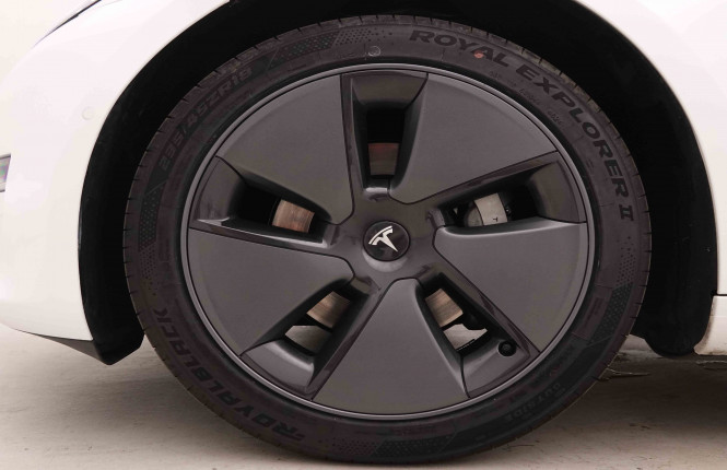 TESLA_TESLA_MODEL 3_2549378_22.jpg