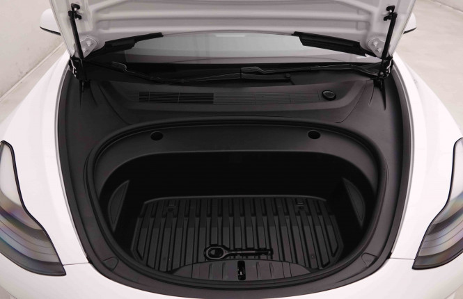 TESLA_TESLA_MODEL 3_2549378_23.jpg