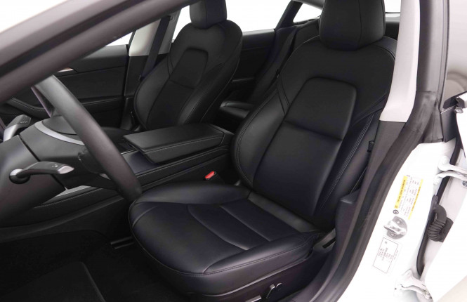 TESLA_TESLA_MODEL 3_2549378_7.jpg