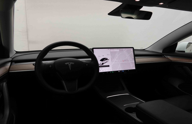 TESLA_TESLA_MODEL 3_2549378_8.jpg