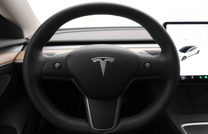 TESLA_TESLA_MODEL 3_2550931_39.jpg