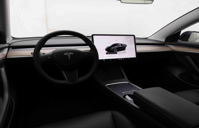 TESLA_TESLA_MODEL 3_2551096_8.jpg