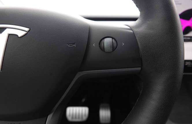 TESLA_TESLA_MODEL Y_2549379_20.jpg