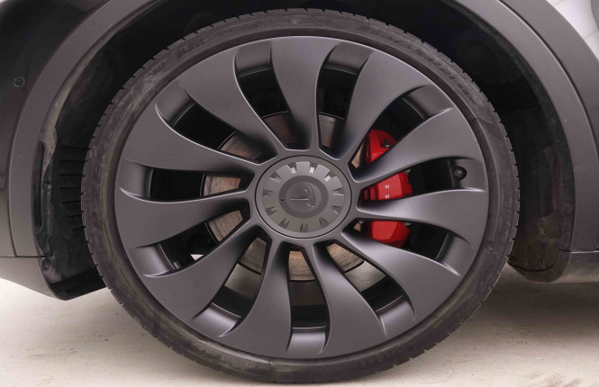 TESLA_TESLA_MODEL Y_2549379_22.jpg