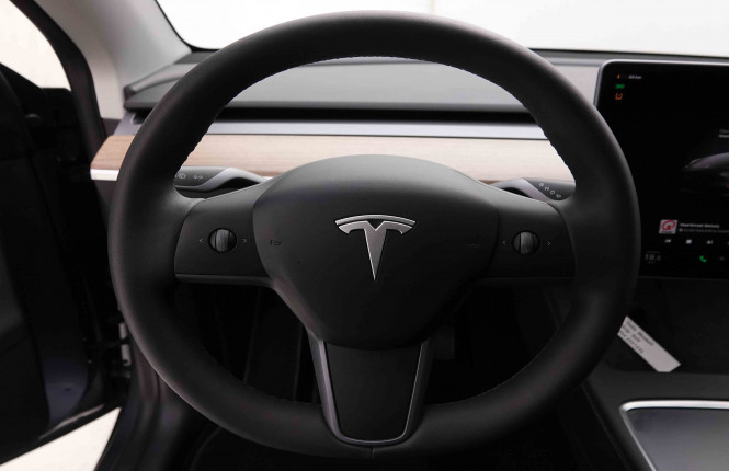 TESLA_TESLA_MODEL Y_2551375_10.jpg