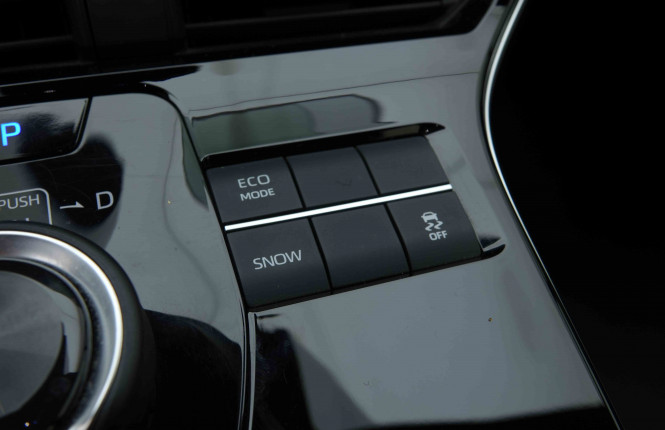 TOYOTA_TOYOTA_BZ4X_2654834_13.jpg