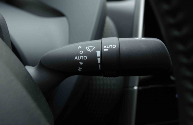 TOYOTA_TOYOTA_BZ4X_2654834_16.jpg