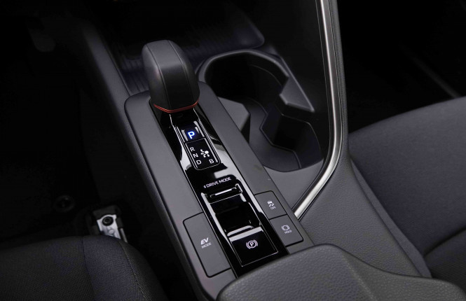 TOYOTA_TOYOTA_C_HR_2547873_13.jpg