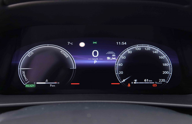 TOYOTA_TOYOTA_C_HR_2547873_14.jpg