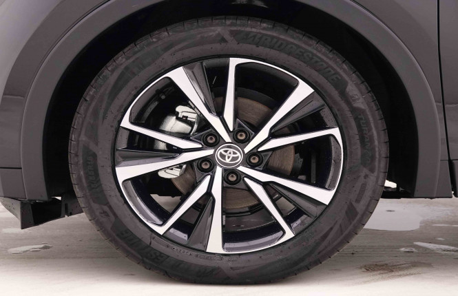 TOYOTA_TOYOTA_C_HR_2547873_20.jpg
