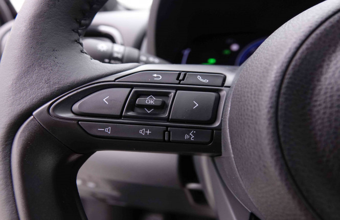 TOYOTA_TOYOTA_YARISCROSS_2445909_17.jpg
