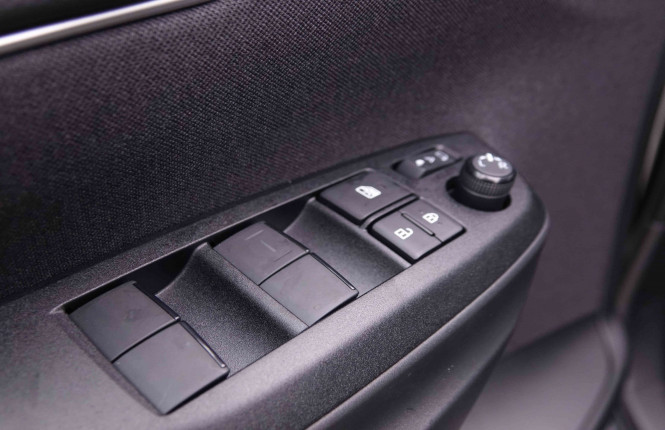 TOYOTA_TOYOTA_YARISCROSS_2445909_19.jpg