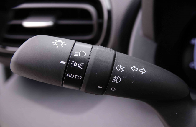 TOYOTA_TOYOTA_YARISCROSS_2549047_13.jpg