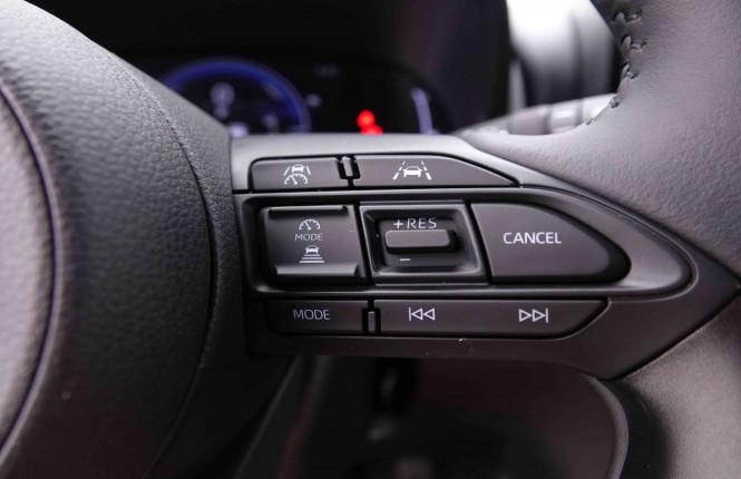 TOYOTA_TOYOTA_YARISCROSS_2549047_16.jpg
