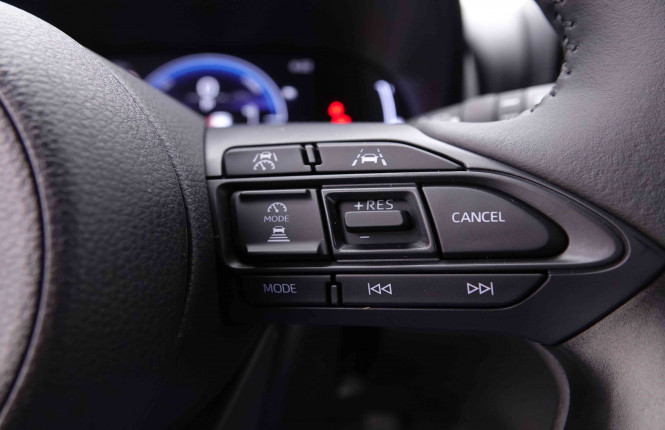 TOYOTA_TOYOTA_YARISCROSS_2549052_17.jpg