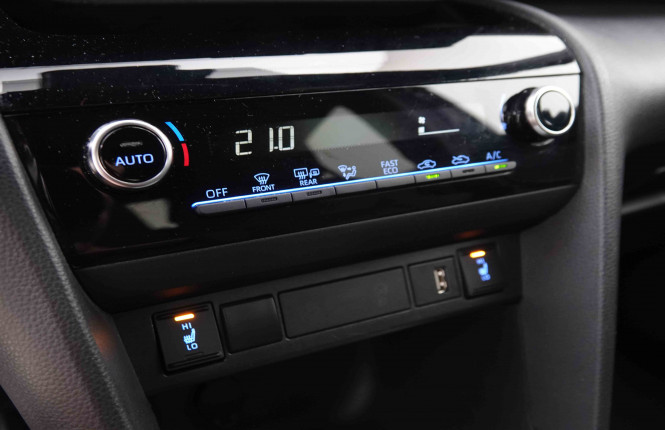 TOYOTA_TOYOTA_YARISCROSS_2549299_13.jpg
