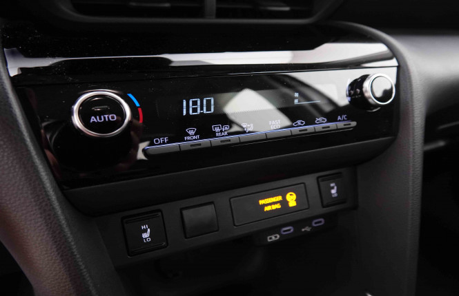 TOYOTA_TOYOTA_YARISCROSS_2549507_11.jpg