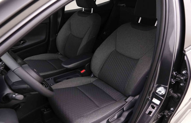 TOYOTA_TOYOTA_YARISCROSS_2550257_6.jpg TOYOTA_TOYOTA_YARISCROSS_2550257_6.jpg