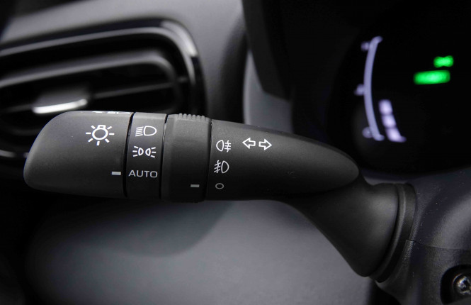 TOYOTA_TOYOTA_YARISCROSS_2550265_15.jpg TOYOTA_TOYOTA_YARISCROSS_2550265_15.jpg