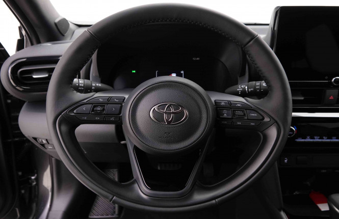 TOYOTA_TOYOTA_YARISCROSS_2550265_8.jpg TOYOTA_TOYOTA_YARISCROSS_2550265_8.jpg