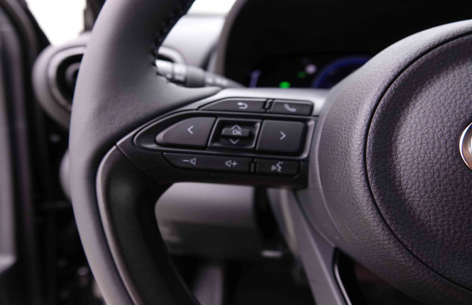 TOYOTA_TOYOTA_YARISCROSS_2550690_65.jpg TOYOTA_TOYOTA_YARISCROSS_2550690_65.jpg